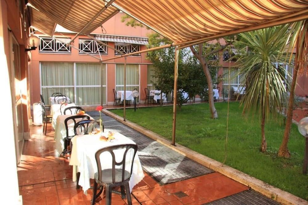 Hotel Città 2000 Roma Exterior foto